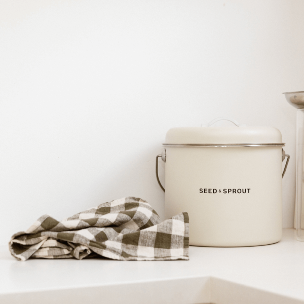 Kitchen Compost Bin Starter Set - Image 17