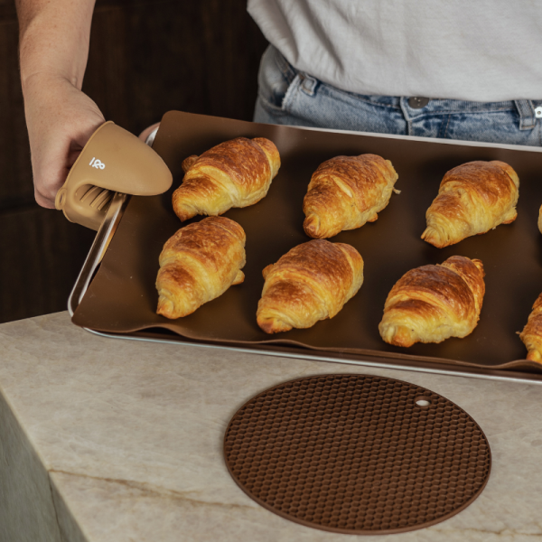 Silicone Pot Holder Set - Image 6