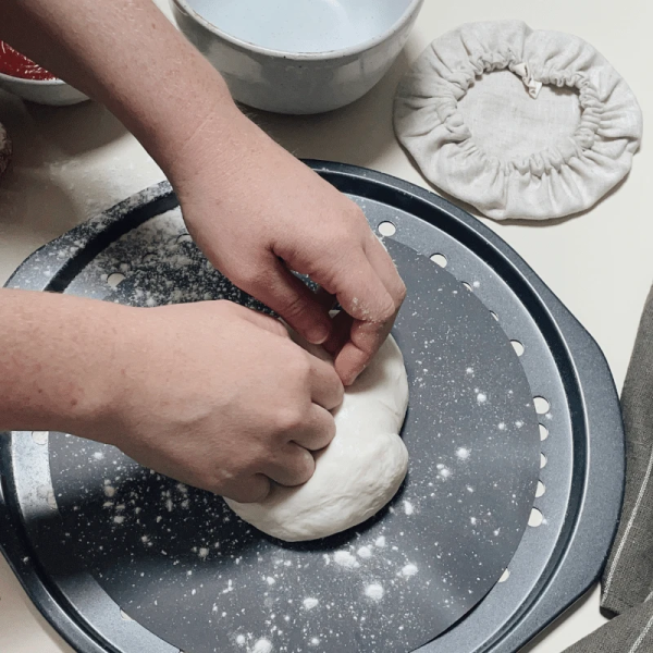 Round Un-Baking Paper - Graphite - Image 11