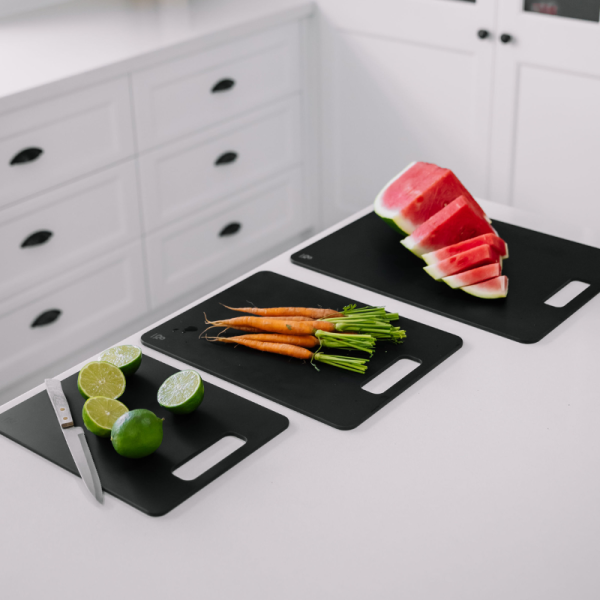Wood Fibre Chopping Board | Liquorice - Image 16