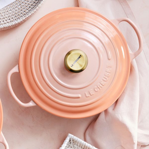 Le Creuset Signature Cast Iron 5.5-quart Peche Round Dutch Oven - Image 5
