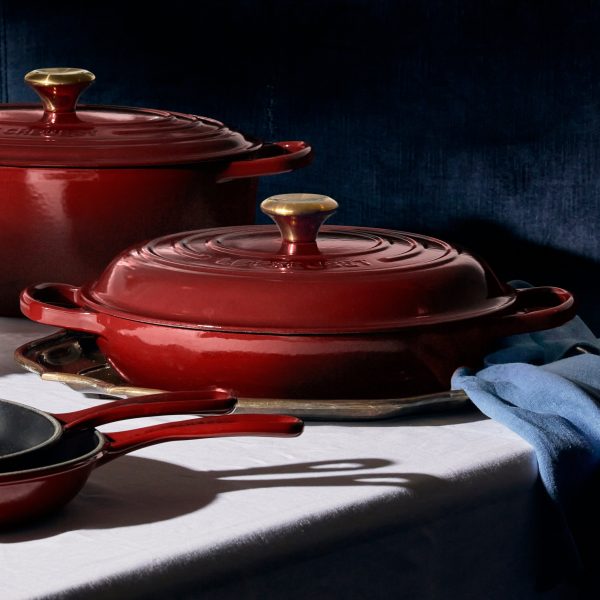 Le Creuset Signature Cast Iron 5-quart Rhone Braiser - Image 3