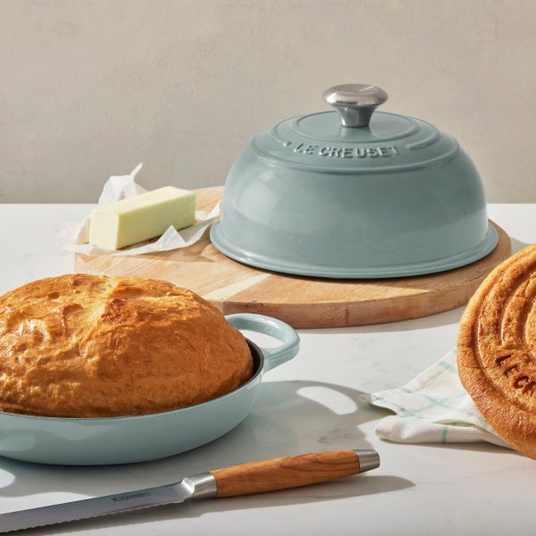Le Creuset Signature Cast Iron 9.5" Sea Salt Bread Oven - Image 5