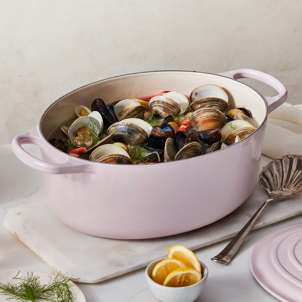 Le Creuset Signature Cast Iron 6.75-quart Shallot Oval Dutch Oven - Image 2