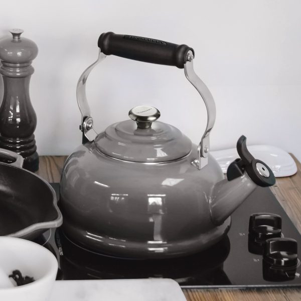 Le Creuset Enameled Steel 1.7-quart Oyster Whistling Tea Kettle - Image 2