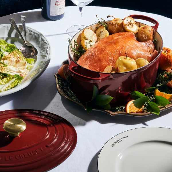 Le Creuset Signature Cast Iron 8-quart Rhone Oval Dutch Oven - Image 4