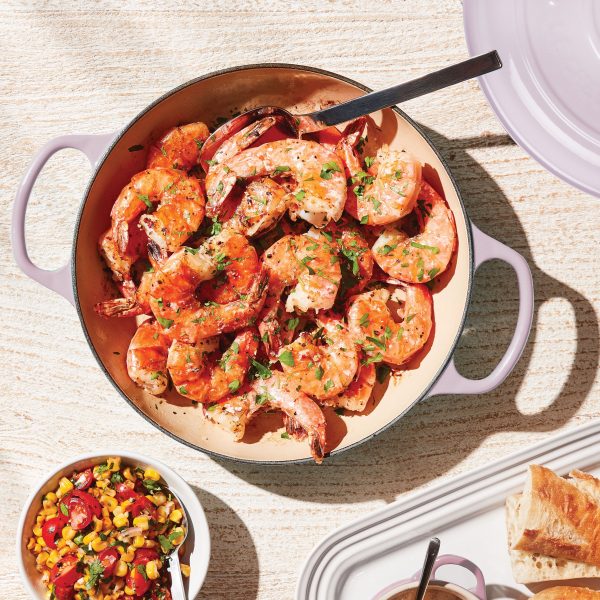 Le Creuset Signature Cast Iron 3.5-quart Shallot Braiser - Image 3