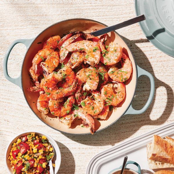Le Creuset Signature Cast Iron 3.5-quart Sea Salt Braiser - Image 7