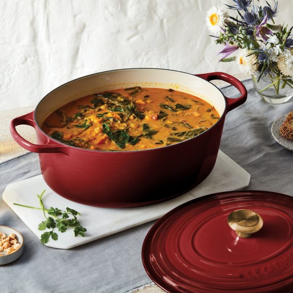 Le Creuset Signature Cast Iron 8-quart Rhone Oval Dutch Oven - Image 5