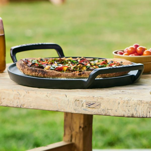 Le Creuset Alpine Outdoor Cast Iron 15" Pizza Pan - Image 4