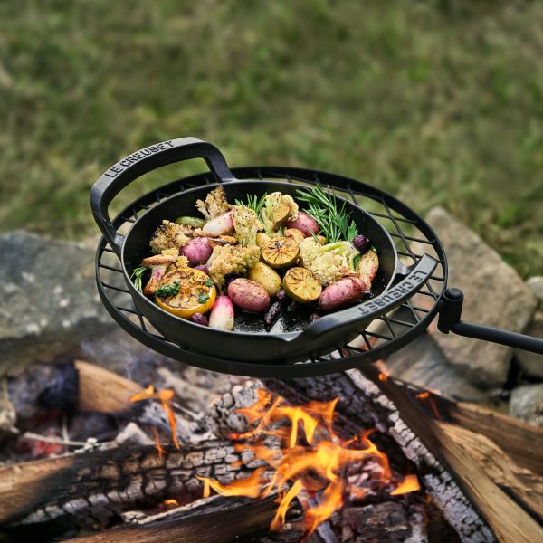 Le Creuset Alpine Outdoor Cast Iron 10" Skillet - Image 5