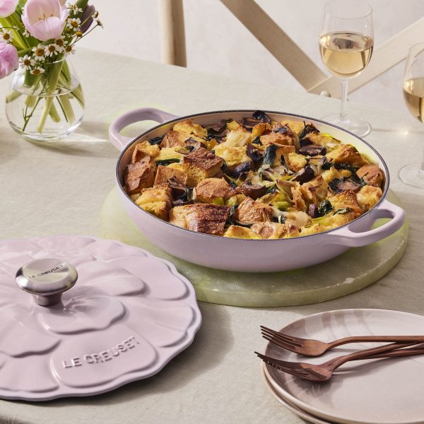 Le Creuset Signature Cast Iron 2.25-quart Shallot Petal Braiser - Image 2