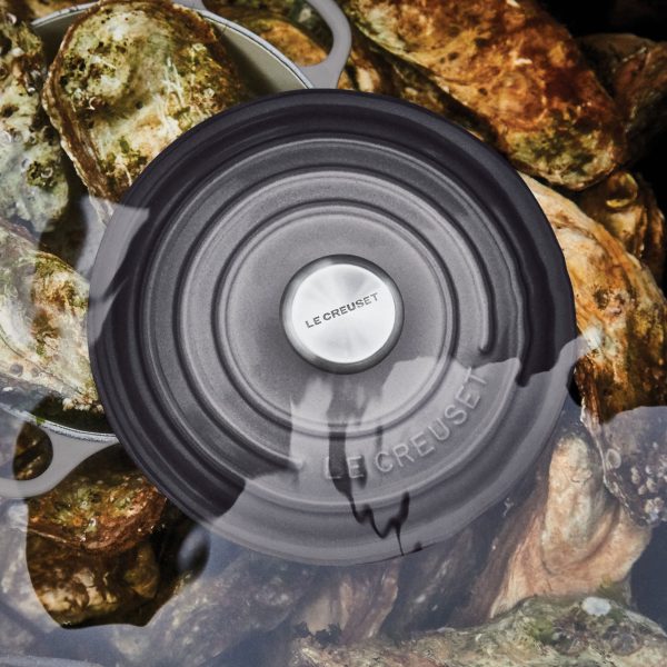 Le Creuset Signature Cast Iron 9 Piece Oyster Cast Iron Cookware Set - Image 4