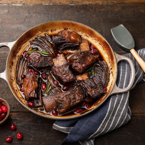 Le Creuset Signature Cast Iron 9 Piece Oyster Cast Iron Cookware Set - Image 7