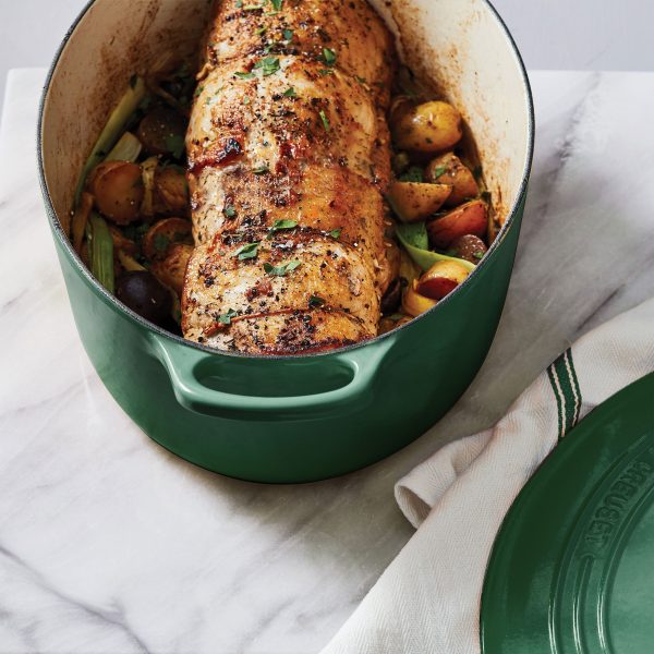 Le Creuset Signature Cast Iron 15.5-quart Artichaut Oval Dutch Oven - Image 5