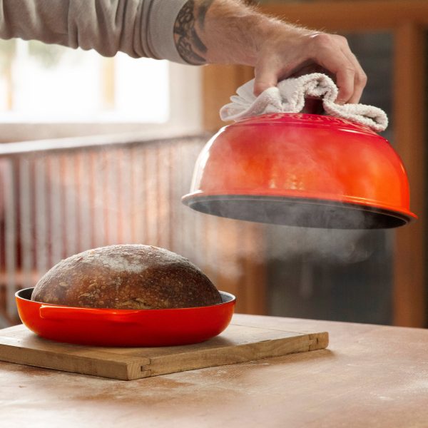Le Creuset Signature Cast Iron 9.5" Flame Bread Oven - Image 5