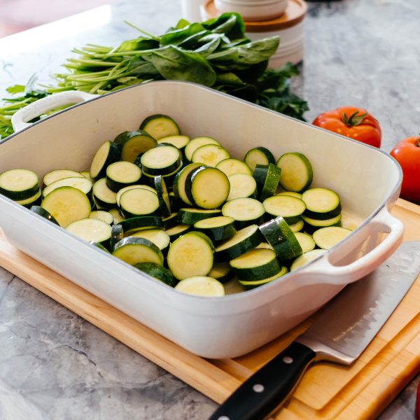 Le Creuset Signature Cast Iron 12.75" x 9.75" White Roasting Pan - Image 3