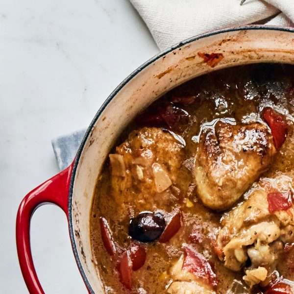 Le Creuset Signature Cast Iron 2-quart Cerise Dutch Oven - Image 6