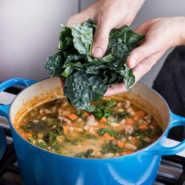 Le Creuset Signature Cast Iron 2-quart Marseille Round Dutch Oven - Image 5
