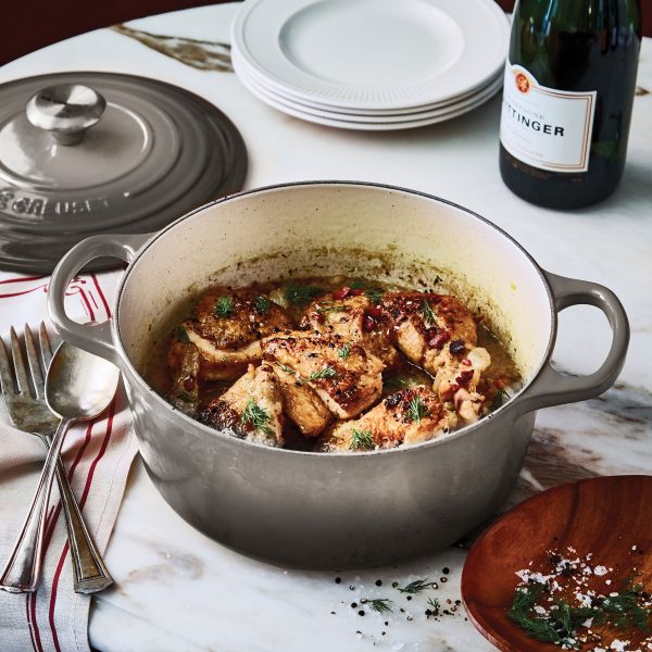 Le Creuset Signature Cast Iron 13.25-quart Oyster Round Dutch Oven - Image 7