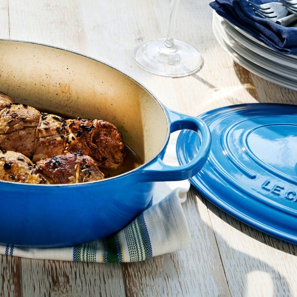 Le Creuset Signature Cast Iron 15.5-quart Marseille Oval Dutch Oven - Image 5