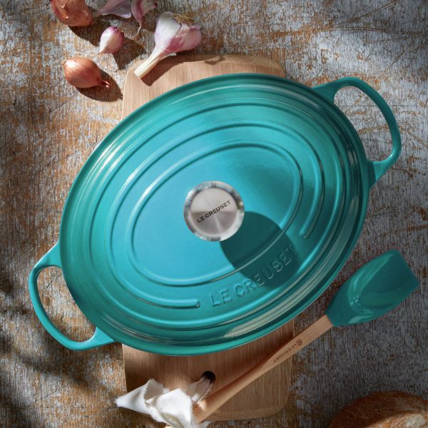 Le Creuset Signature Cast Iron 5-quart Caribbean Oval Dutch Oven - Image 5