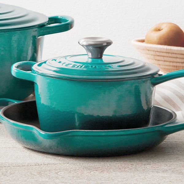 Le Creuset Signature Cast Iron 1.75-quart Caribbean Saucepan - Image 6