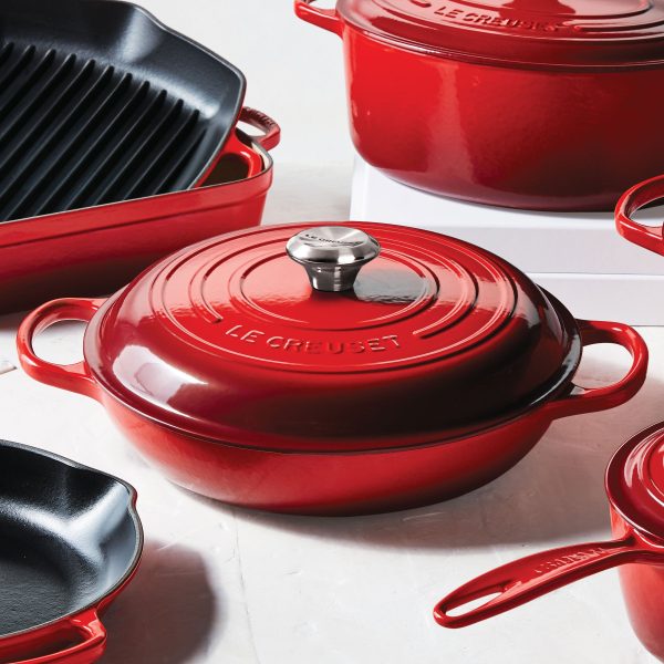 Le Creuset Signature Cast Iron 5-quart Cerise Braiser - Image 5