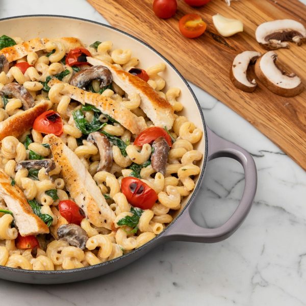 Le Creuset Signature Cast Iron 5-quart Oyster Braiser - Image 3