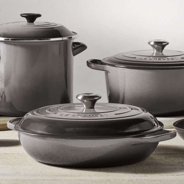 Le Creuset Signature Cast Iron 5-quart Oyster Braiser - Image 6