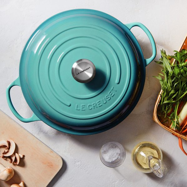 Le Creuset Signature Cast Iron 3.5-quart Caribbean Braiser - Image 4