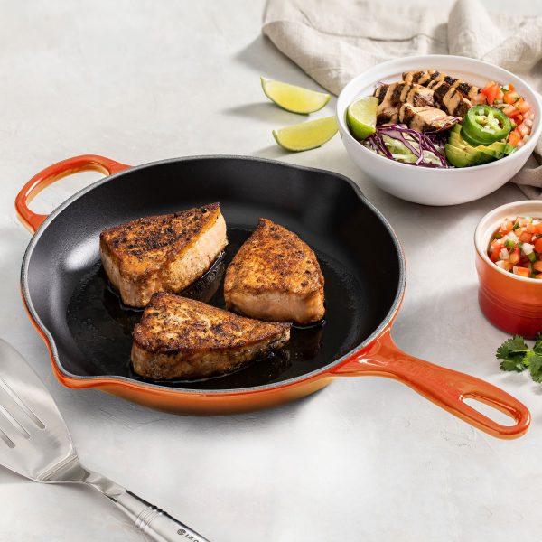 Le Creuset Signature Cast Iron 11.75" Flame Skillet - Image 7