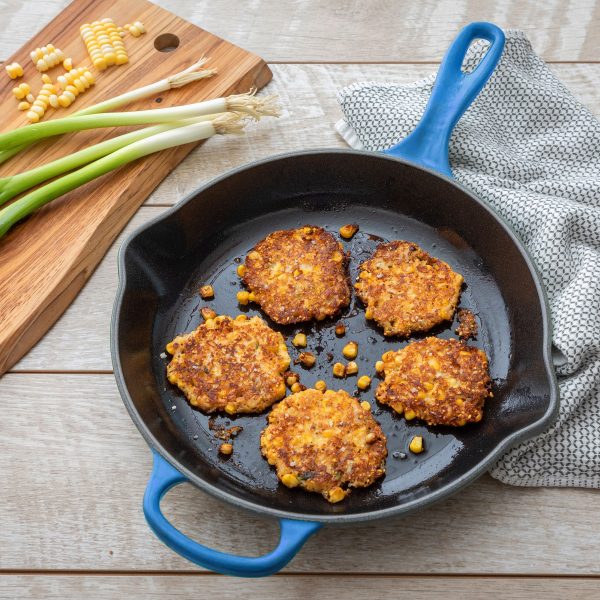 Le Creuset Signature Cast Iron 11.75" Marseille Skillet - Image 6
