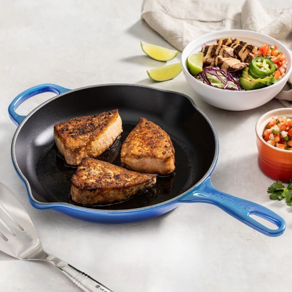 Le Creuset Signature Cast Iron 11.75" Marseille Skillet - Image 7