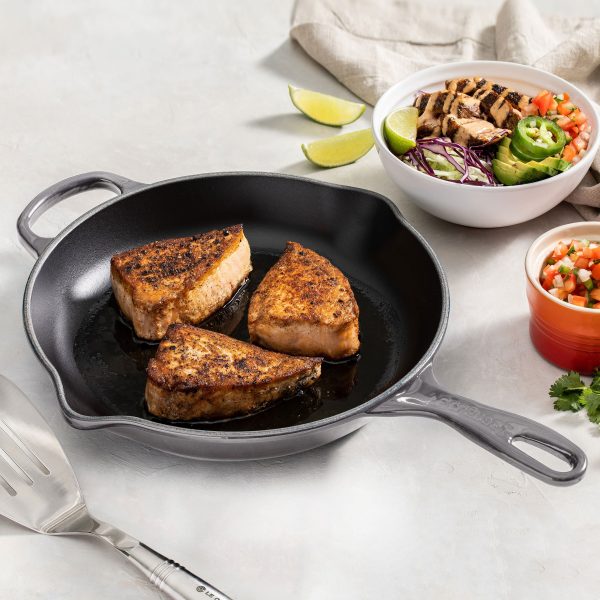 Le Creuset Signature Cast Iron 11.75" Oyster Skillet - Image 4