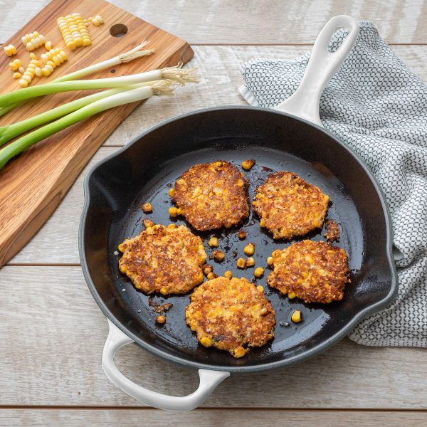 Le Creuset Signature Cast Iron 10.25" White Skillet - Image 5