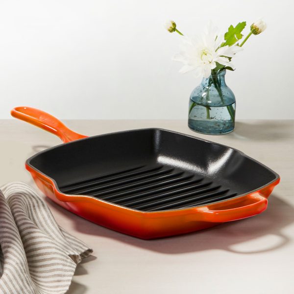 Le Creuset Signature Cast Iron 10.25" Flame Square Grill Pan - Image 4