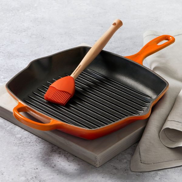 Le Creuset Signature Cast Iron 10.25" Flame Square Grill Pan - Image 5
