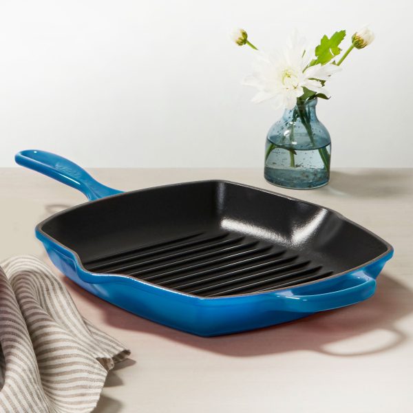 Le Creuset Signature Cast Iron 10.25" Marseille Square Grill Pan - Image 6