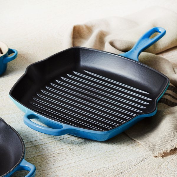 Le Creuset Signature Cast Iron 10.25" Marseille Square Grill Pan - Image 5