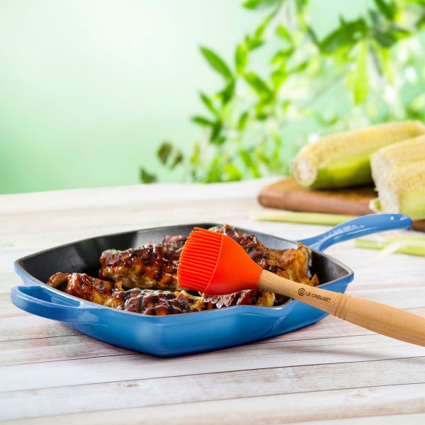 Le Creuset Signature Cast Iron 10.25" Marseille Square Grill Pan - Image 4