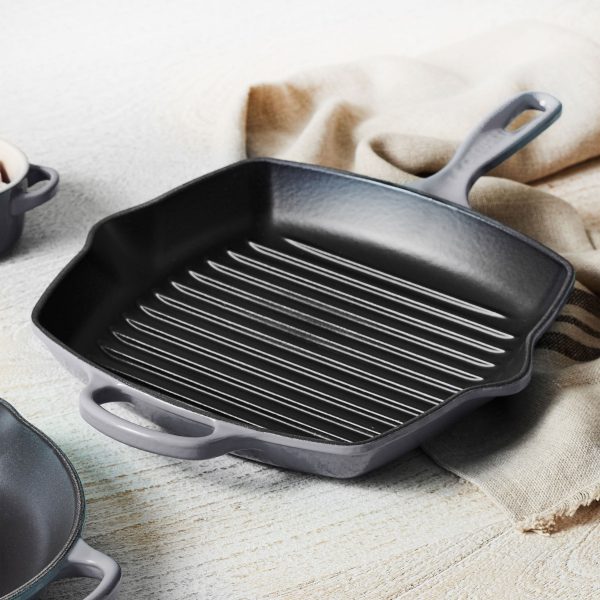 Le Creuset Signature Cast Iron 10.25" Oyster Square Grill Pan - Image 5