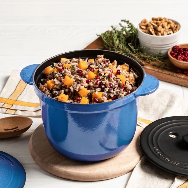Le Creuset Signature Cast Iron 2.25-quart Marseille Rice Pot with Stoneware Insert - Image 2