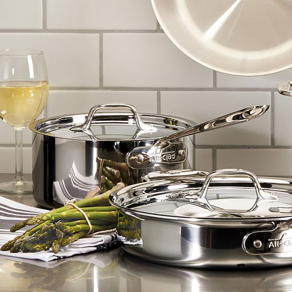 All-Clad d3 Stainless 1-quart Saucepan - Image 2