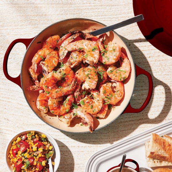 Le Creuset Signature Cast Iron 5-quart Rhone Braiser - Image 5