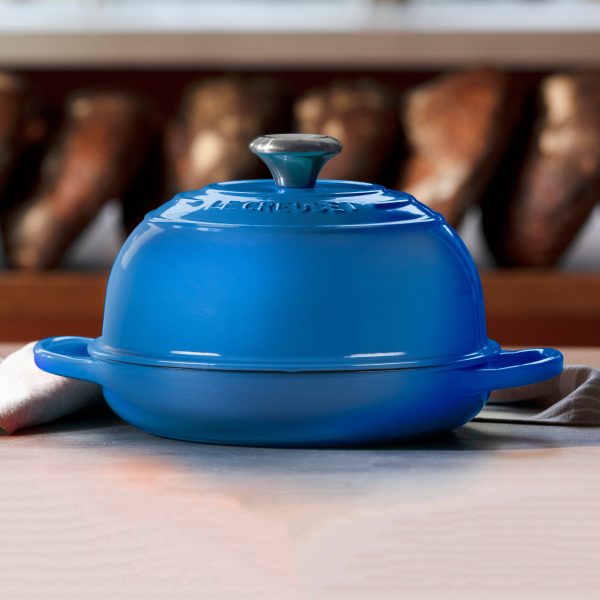 Le Creuset Signature Cast Iron 9.5" Marseille Bread Oven - Image 2