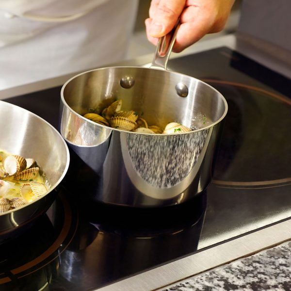 All-Clad d3 Stainless 1-quart Saucepan - Image 6