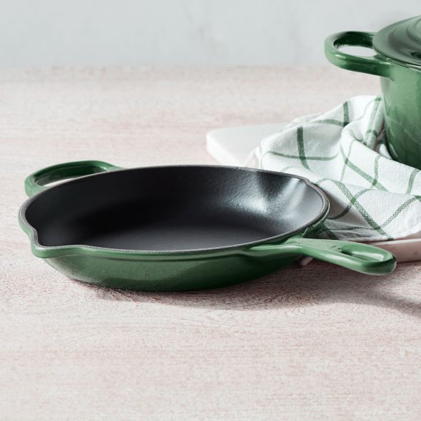 Le Creuset Signature Cast Iron 10.25" Artichaut Skillet - Image 5