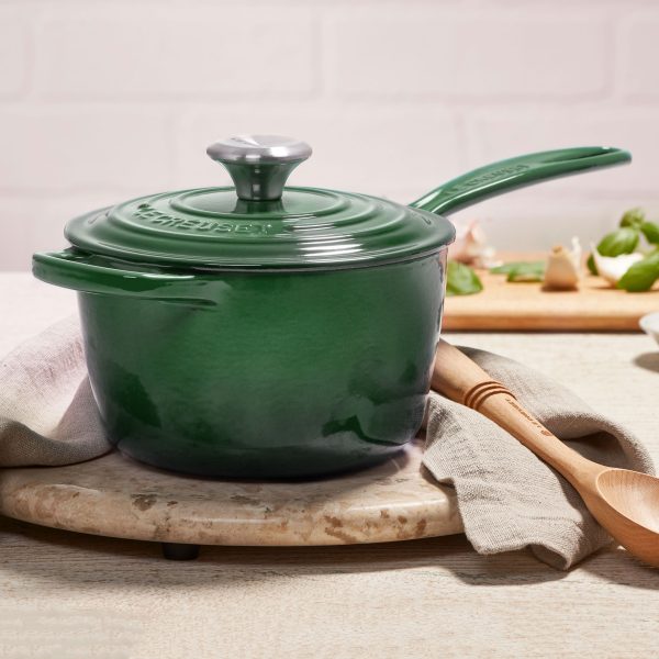 Le Creuset Signature Cast Iron 1.75-quart Artichaut Saucepan - Image 2