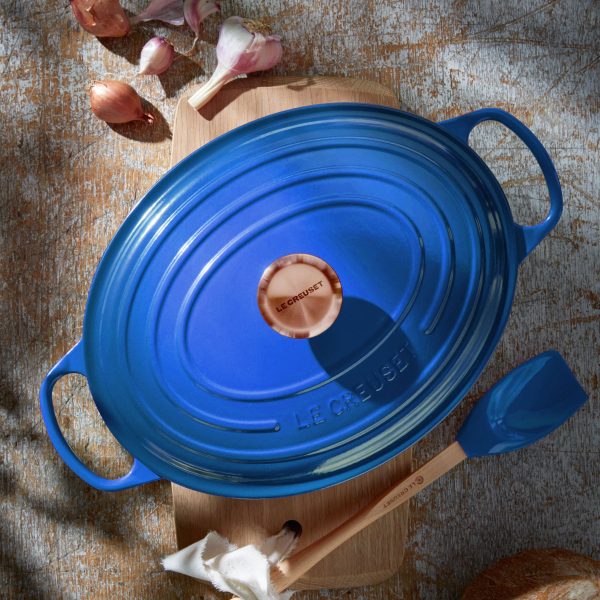 Le Creuset Signature Cast Iron 8-quart Marseille Oval Dutch Oven with Copper Knob - Image 5